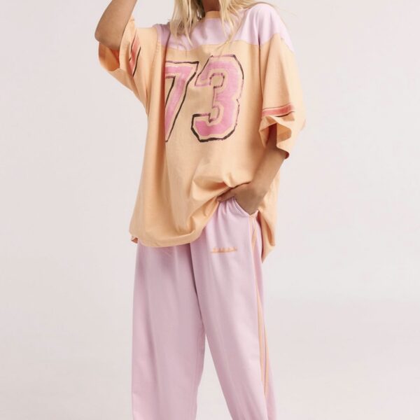 THE VERY OVERSIZED SKATE DON'T HATE TEE | peach