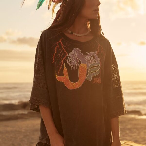 THE CHASE YOUR DREAMS TEE