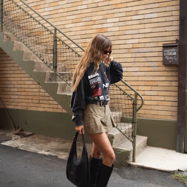 SIGNATURE MOTO L/S TEE | black acid wash