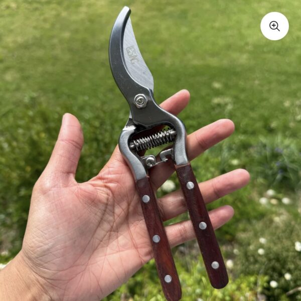 WOODEN + STEEL SECATEURS