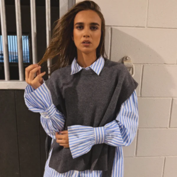 VERONICA VEST