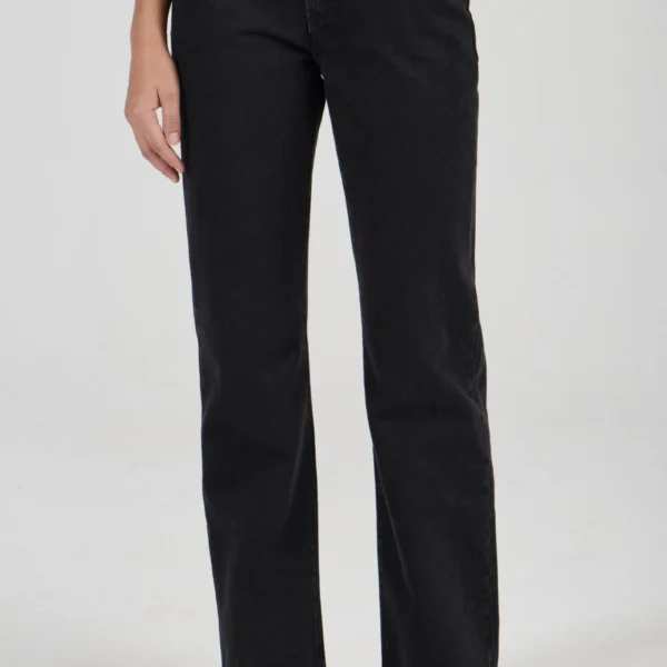MEG STRAIGHT JEAN | vice