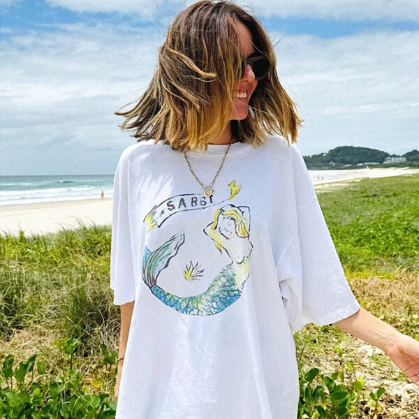 THE VERY OVERSIZED MERMAID TEE | white