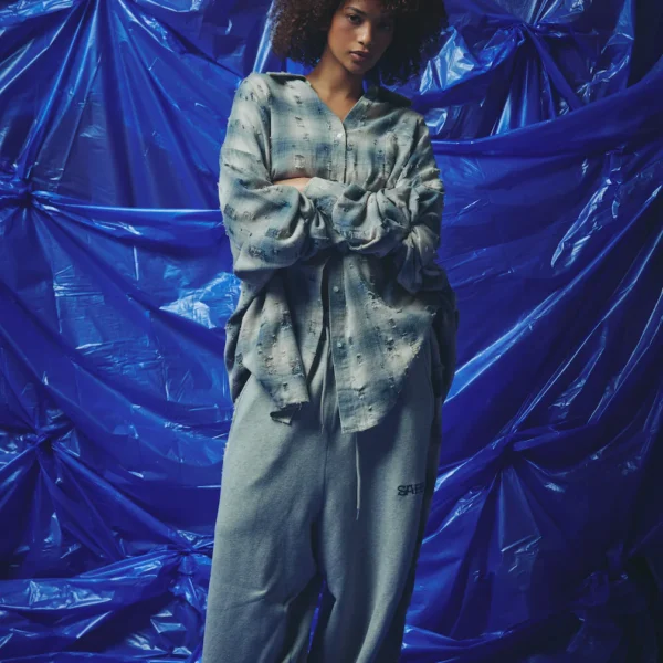 BE A KIND HUMAN OVERSIZED SHIRT | blue