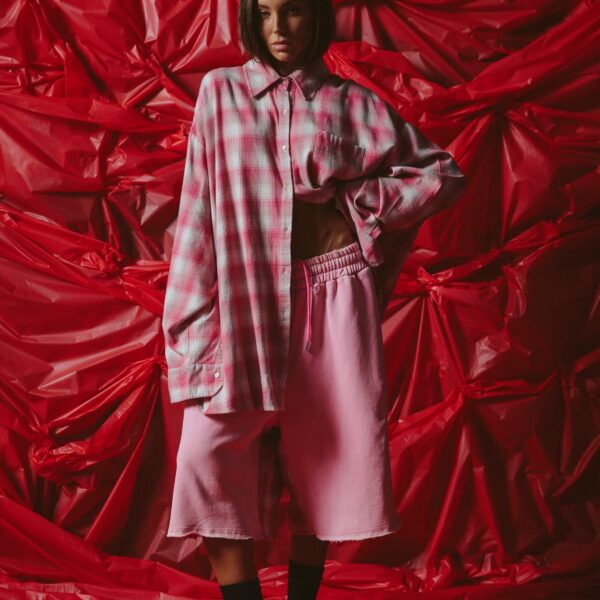 BE A KIND HUMAN OVERSIZED SHIRT | pink